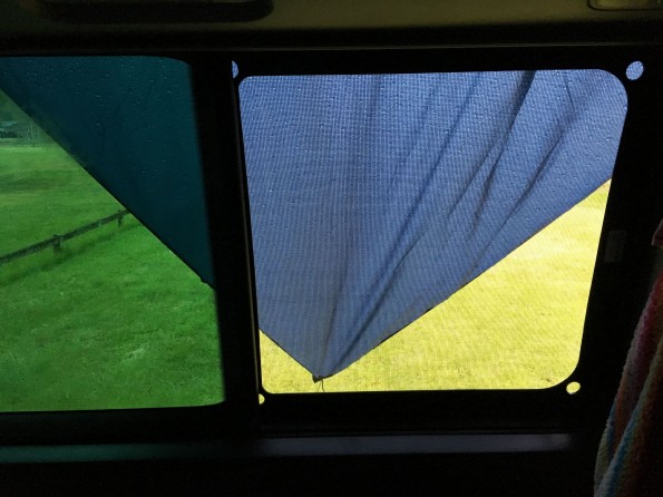 VW California lueften Seitenfenster Regen Sichtschutz Belueftung Multivan Camping 8274