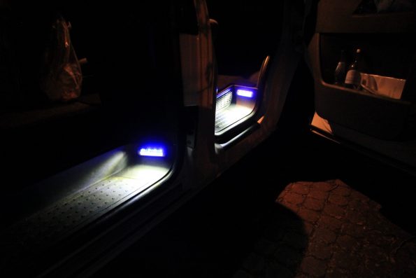 VW T5 T6 Licht Lampen Beleuchtung Stufe Tritt Einstieg LED strom sparen Tür Umbau 8144