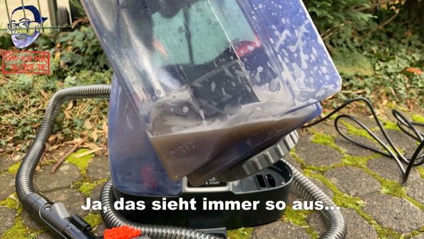 Sauger_5_Abwasser VW Bus T5 T6 saugen reinigen putzen Waschsauger Kärcher Bissell Teppich Polster Sitz Bank